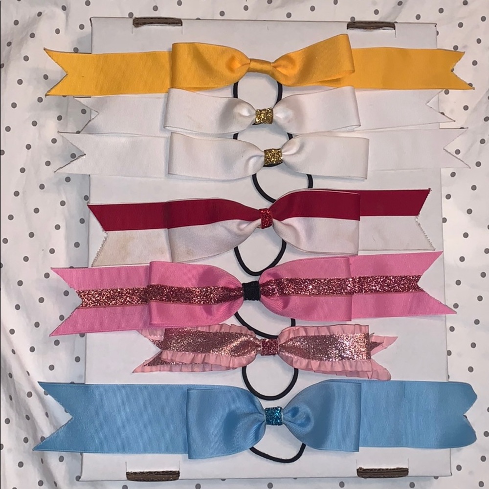 Set of 7 Cheerleading Bows